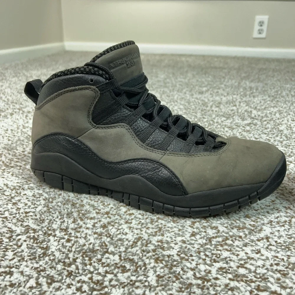 Jordan Shoes Mens Size 10.5 Gray Air 10 Retro Shadow Basketball Sneaker Mid Rise